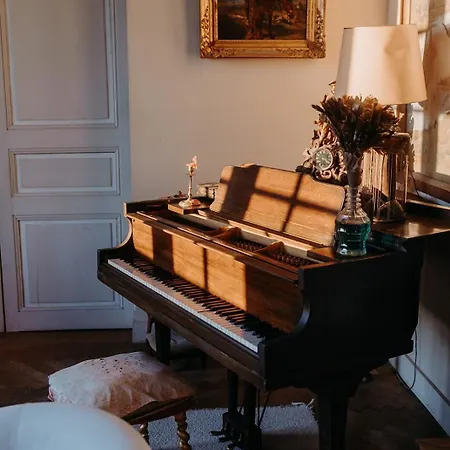 Le De Melmont Holiday home